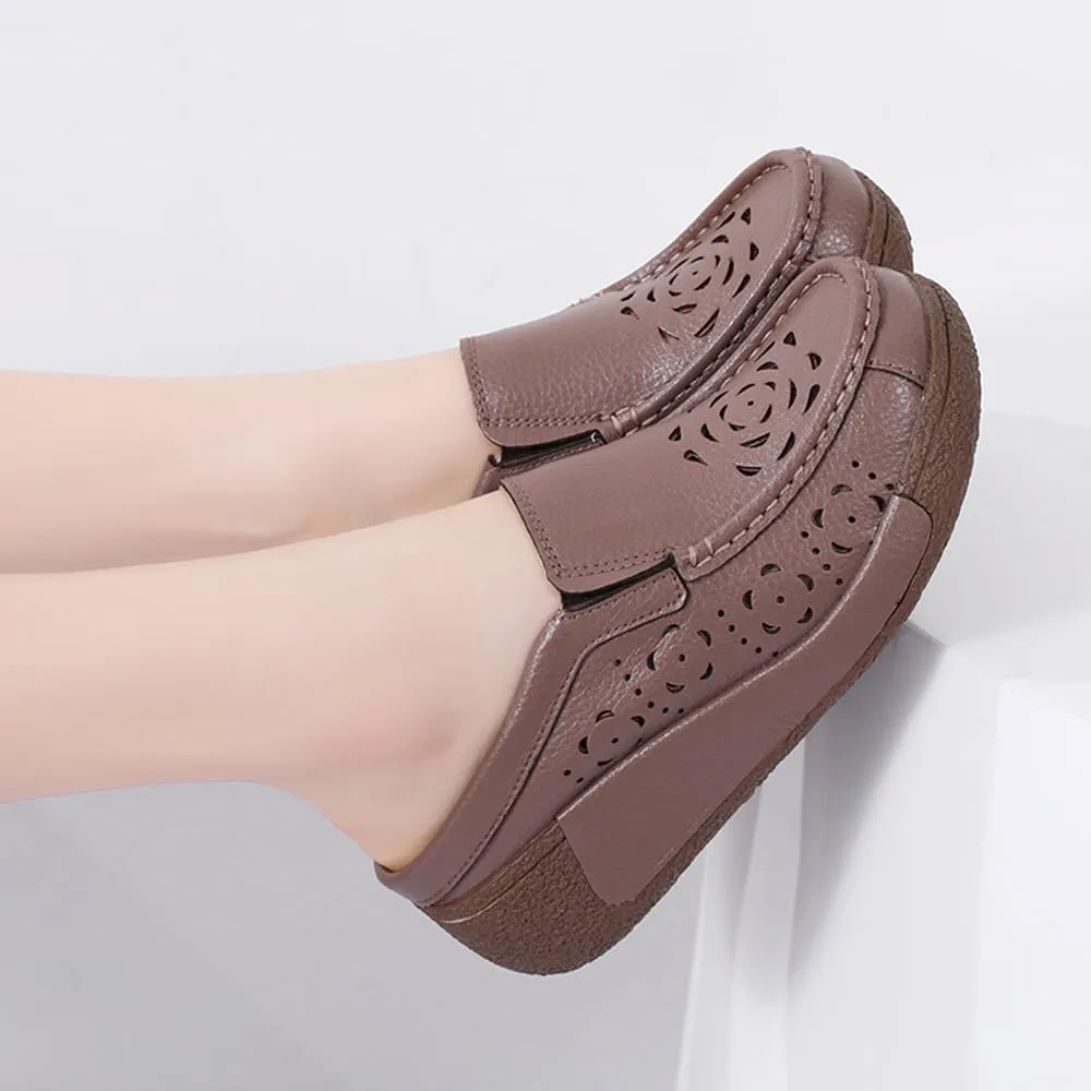 Succttssful Women's Closed Toe Mules Sandals for Walking: Backless Flats Loafers for Office - Casual Leather Mules for Girls