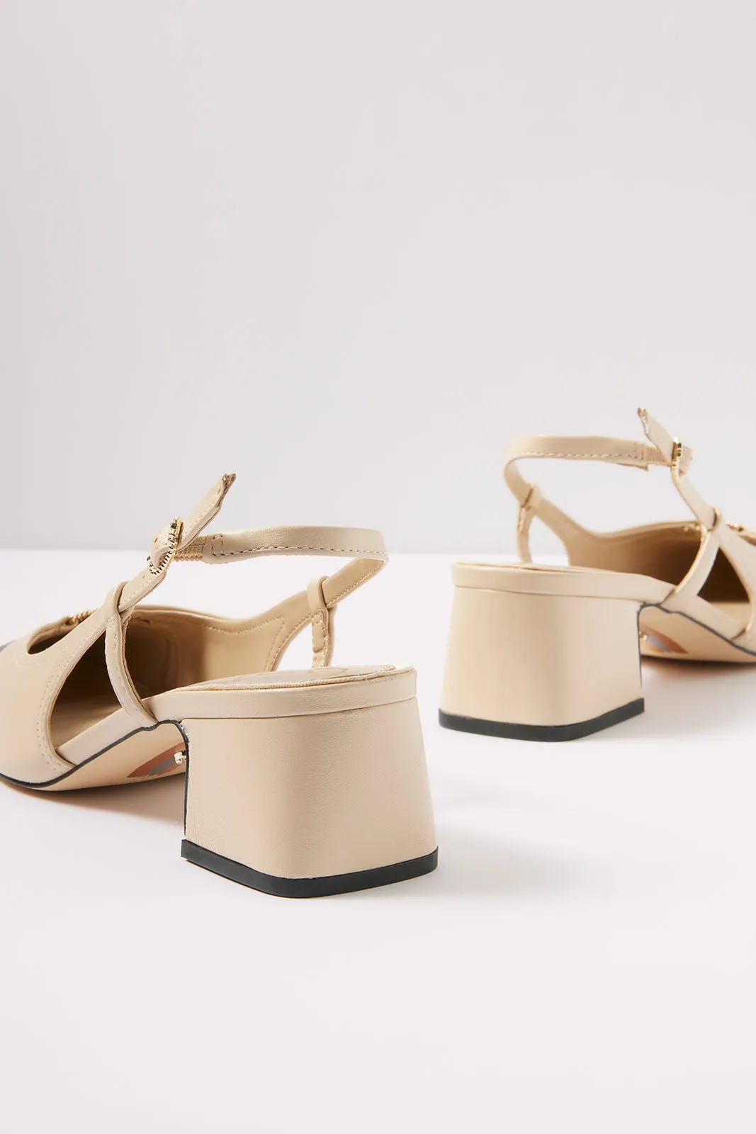 Tarra Heel