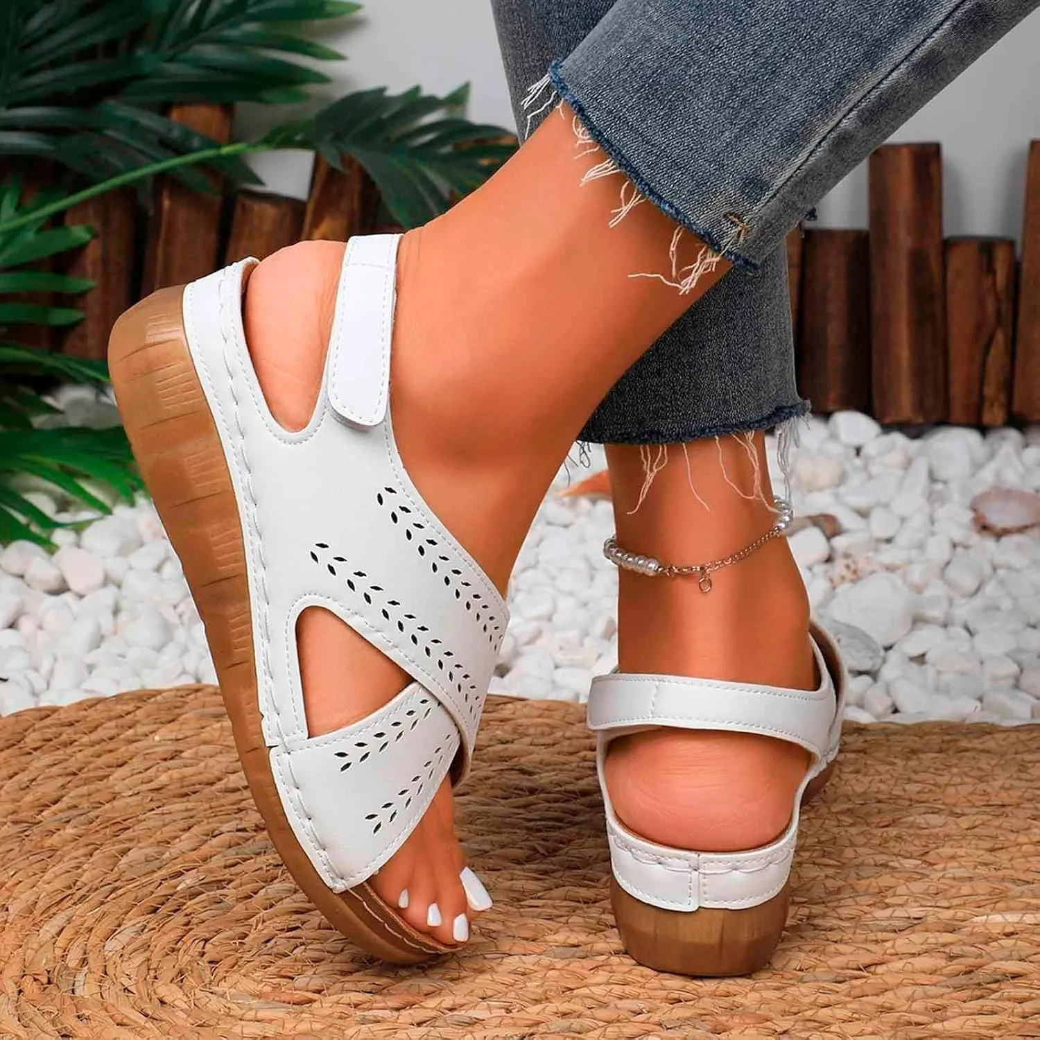 Trendy Women's Sandals Everyday Casual Wear Open Toe Solid Hollow Design Wedge Heel Summer Season Sandals for Women