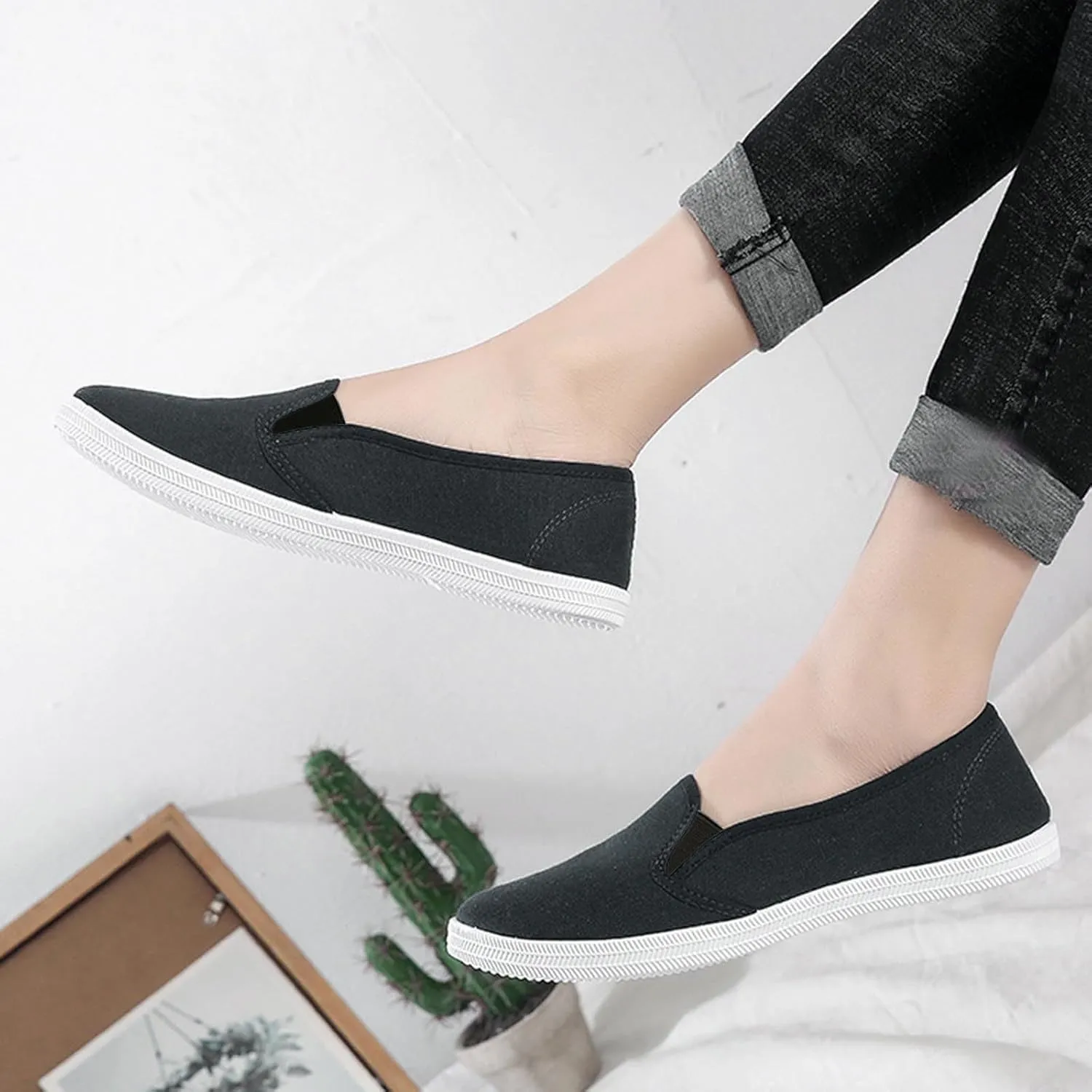 Women's Casual Shoes Summer Knit Slip On Walking Shoes Breathable L𝐨w Heel Dress Sneaker Wide Width Mesh Comfortable Sneakers