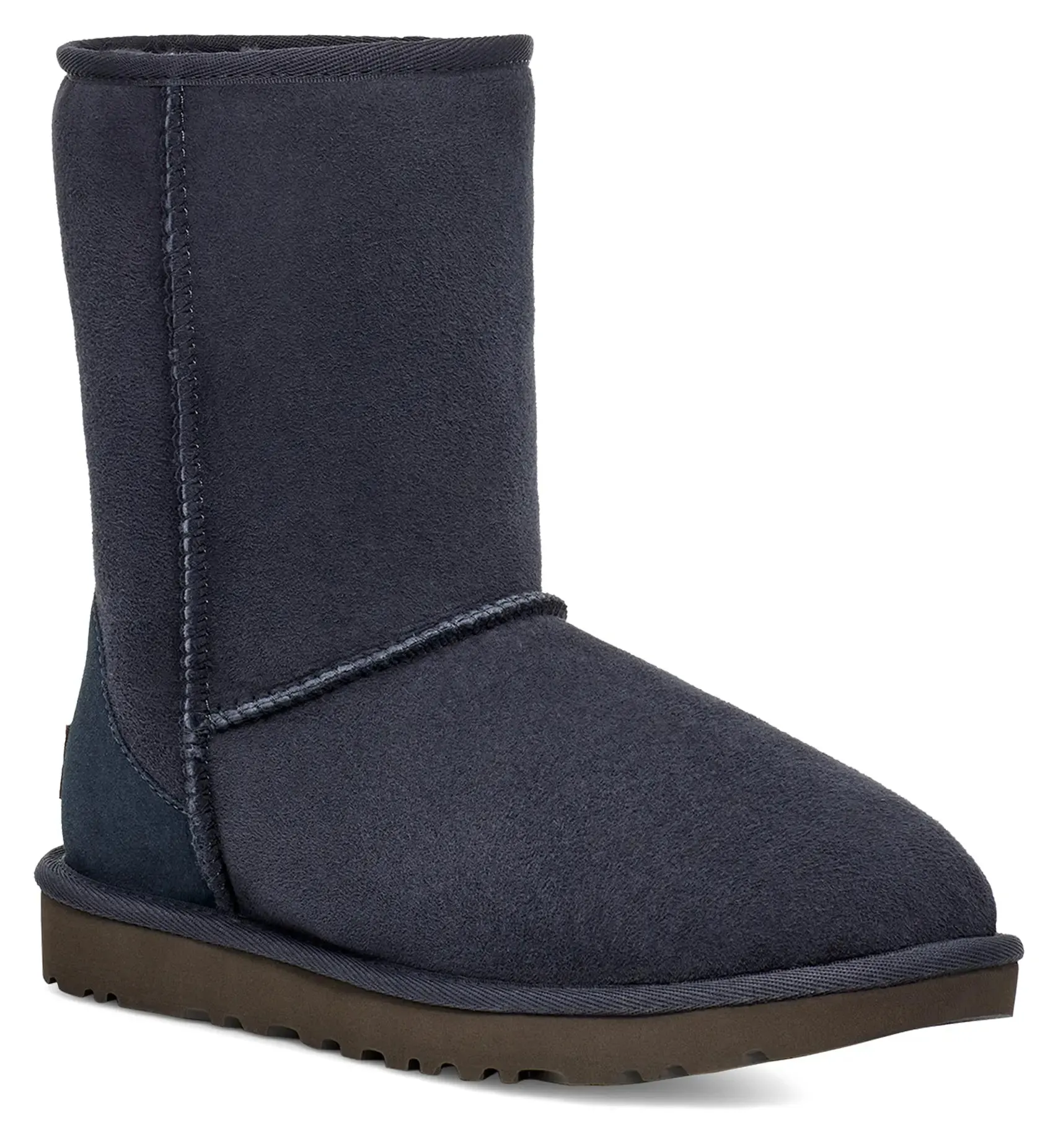 Women’s UGG Classic Short II – Timeless Comfort & Style