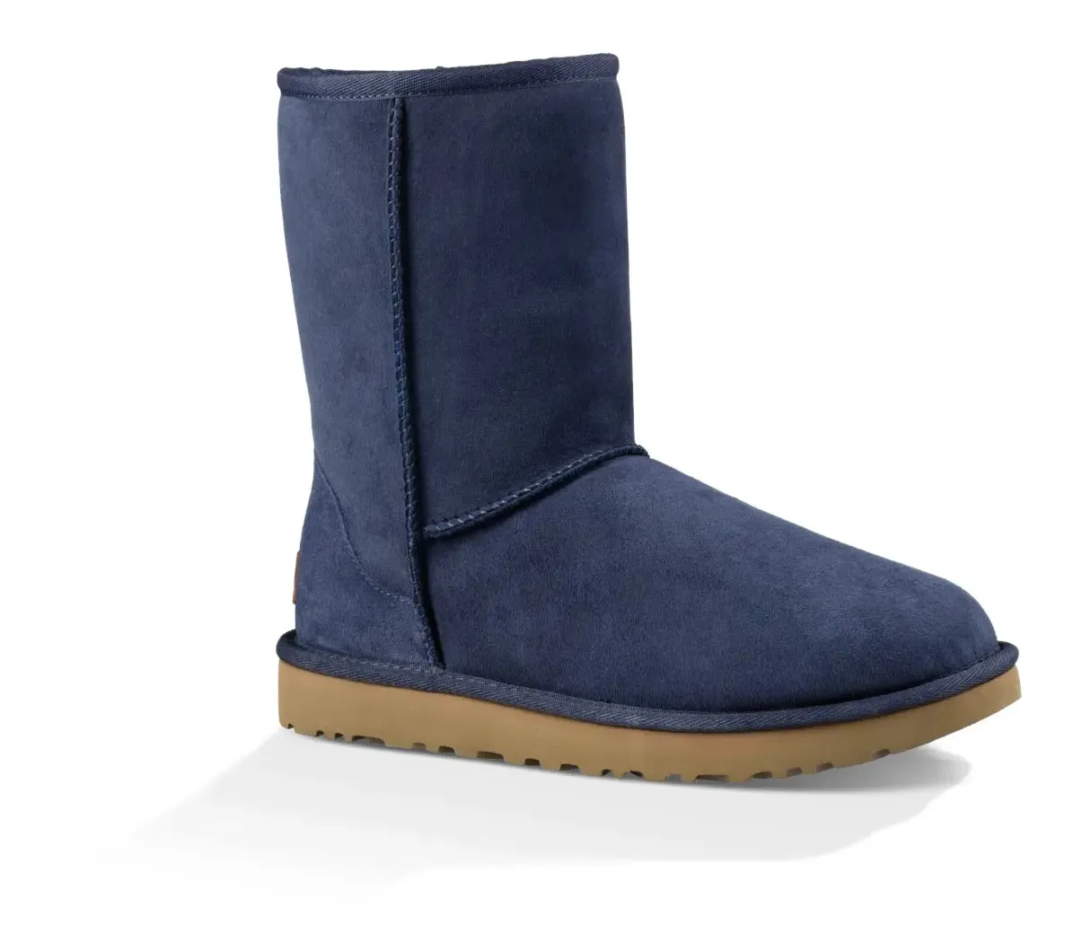 Women’s UGG Classic Short II – Timeless Comfort & Style