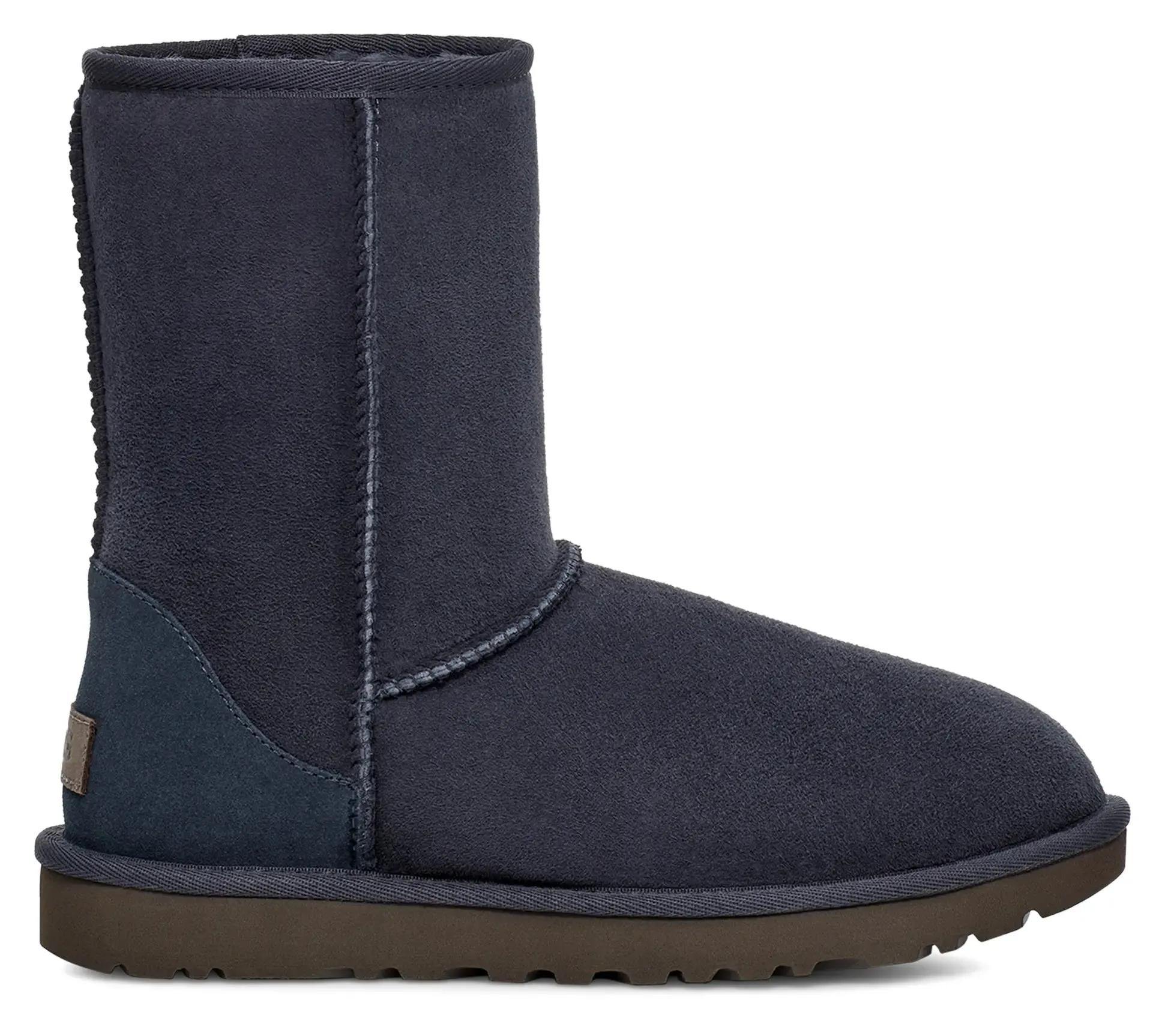 Women’s UGG Classic Short II – Timeless Comfort & Style