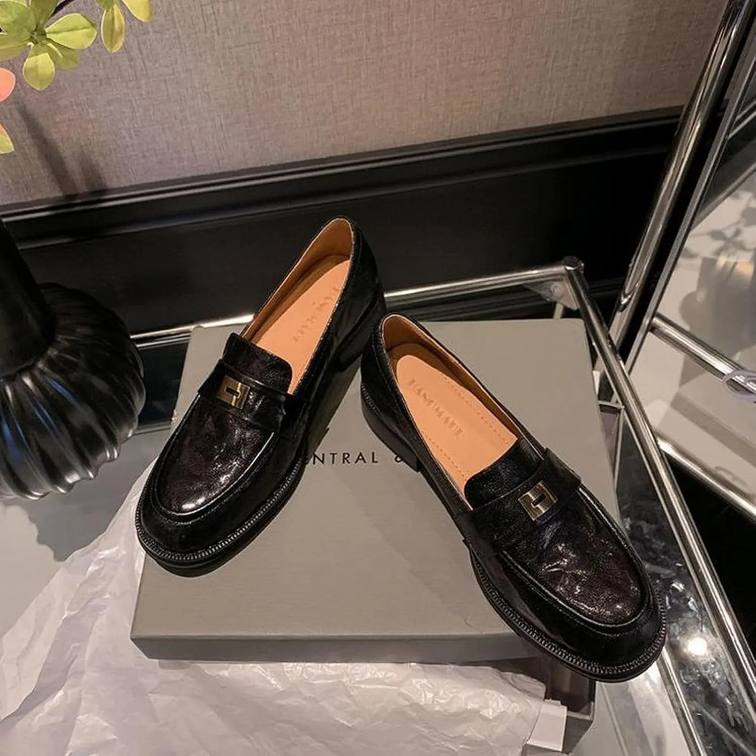 XIEDA Women's Genuine Lambskin Leather Loafers Low Chunky Heel Slip on Comfortable Office Work Shoes