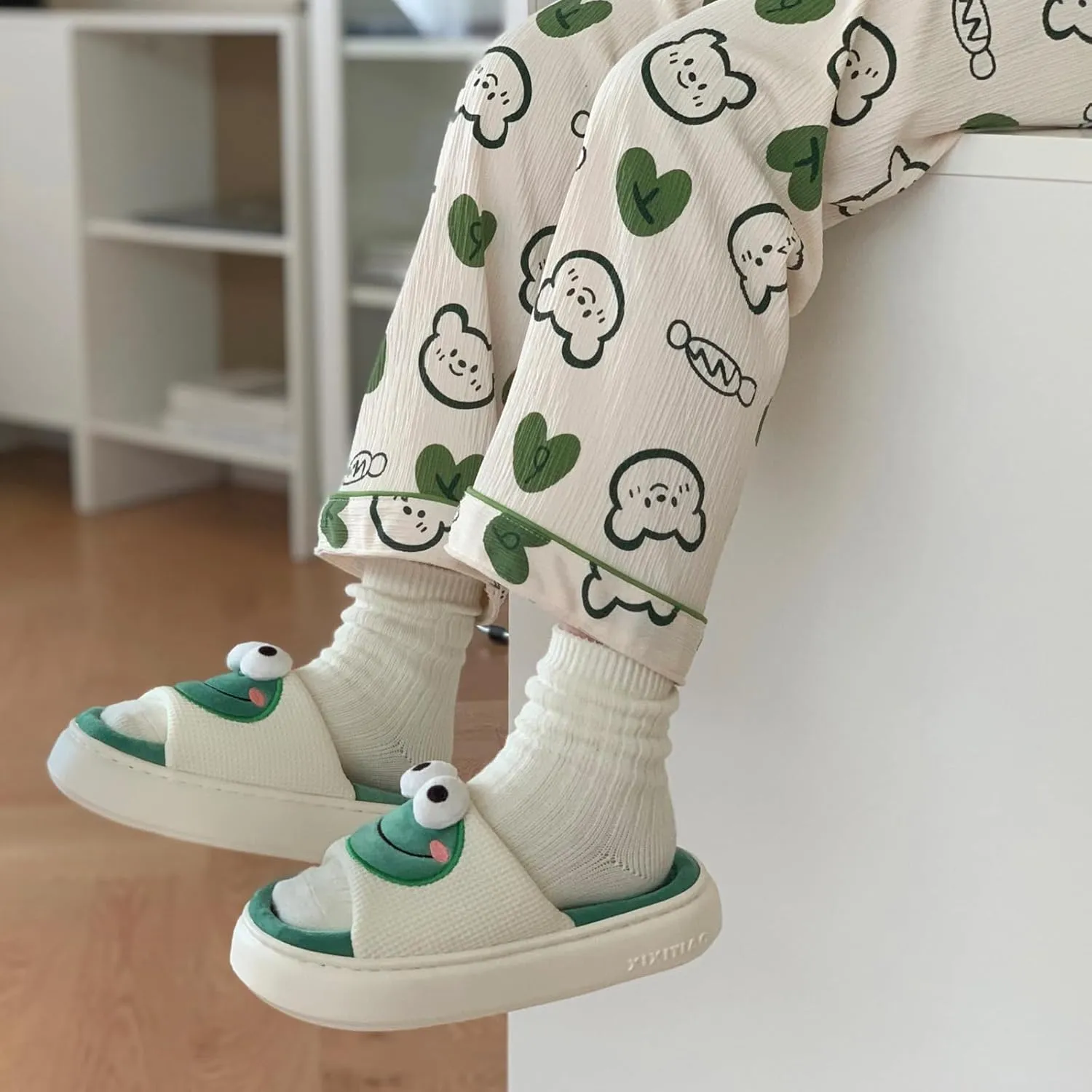 XIXITIAO Cow Slippers for Women/Men Indoor, Cute Cartoon Animal House Shoes, Comfortable Cotton Linen Bedroom Kawaii Cloud Slides
